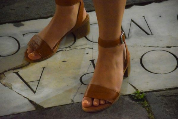 Découvrez les meilleures sandales à talons pour un été élégant